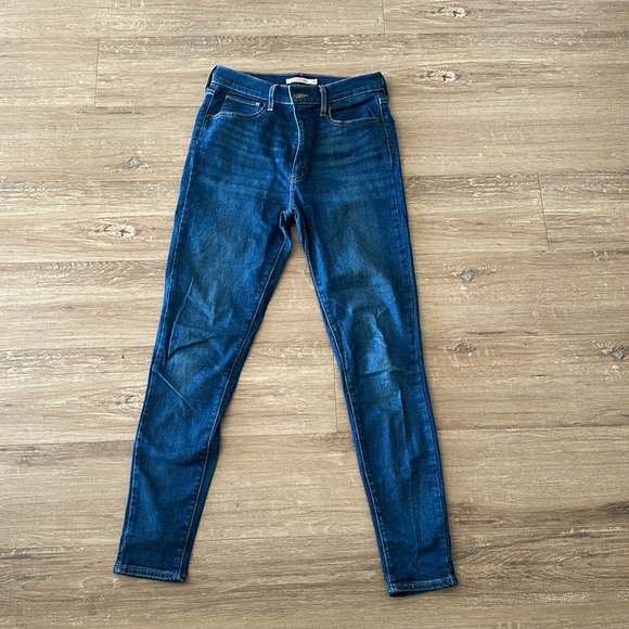Levi’s Mile High Super Skinny - Picture 1 of 3